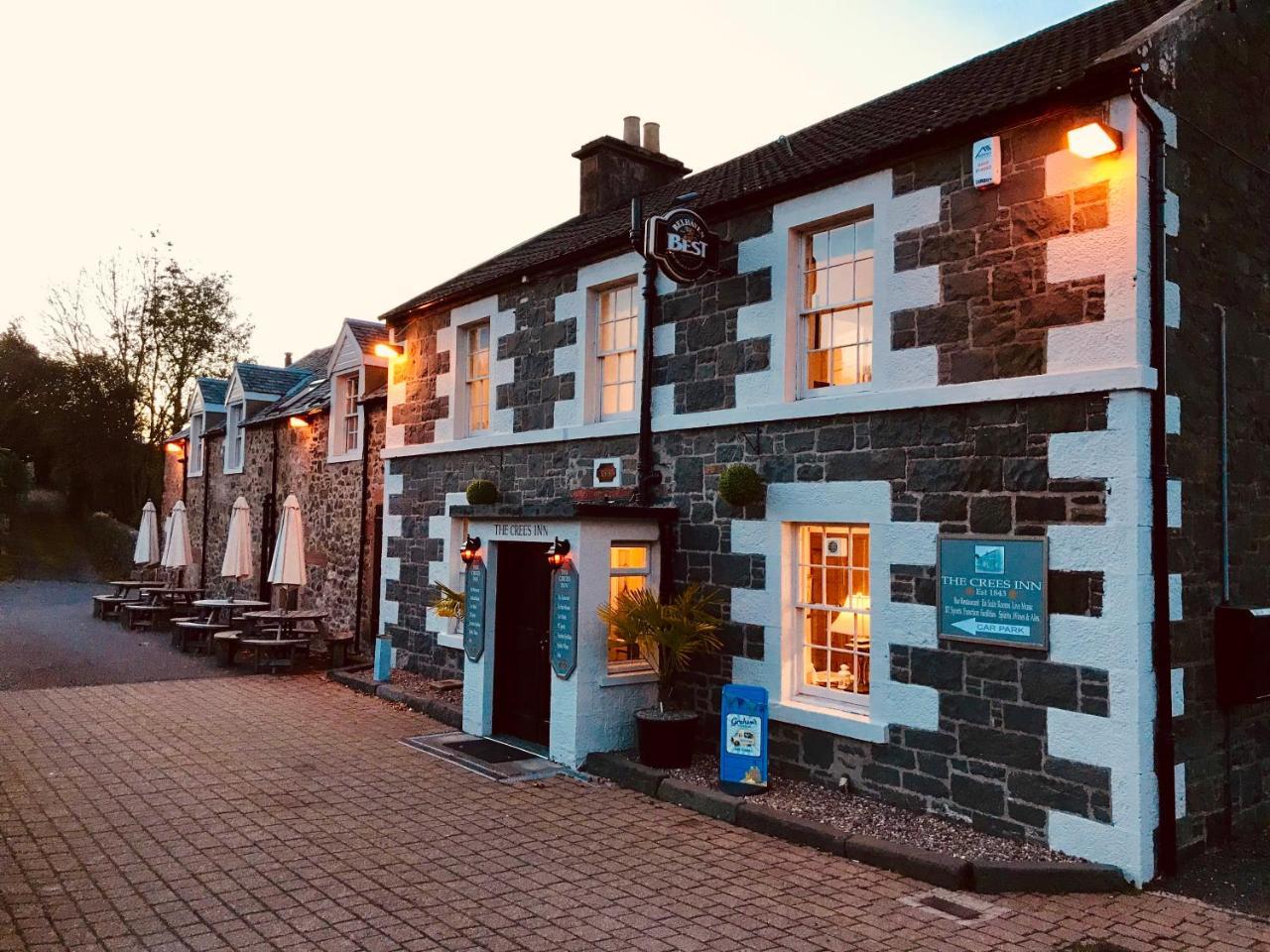 The Crees Room Only No Bar Or Restaurant Abernethy Exterior photo